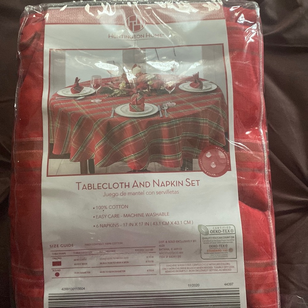 Table Cover new in package